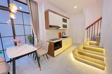 Bán nhà mặt ngõ Cự Lộc 51m x 4 tầng, mt: 6m
Giá chào: 5.28 tỷ thương lượng