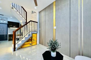 1050 / QUANG TRUNG - P8 - GÒ VẤP. NHÀ CHỈ NHỈNH 2 TỶ ĐẸP LUNG LINH-1 TRỆT + 1 LẦU +  2PN + 2 WC +
