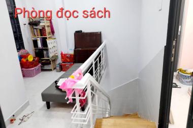 NHÀ ĐẸP BÁN GẤP Ở NGAY GIÁP BÌNH THẠNH, 40M2 NGAY CHỢ GÒ VẤP, 2 TẦNG 3PN