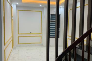 Bán căn duy nhất phố Vincom Tây Mỗ 43m²*4T. Ô tô vào nhà. Sổ đỏ 999 năm chờ sang tên