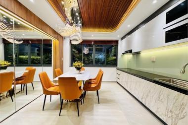 Siêu Phẩm 5 tầng Thang Máy, Nội thất cao cấp – Đường 10m, Quang Trung, Gò Vấp.