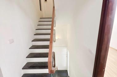 Siêu Hiếm: 1 Nhà Ra Mặt Ngõ, Ô Tô Tránh, 2 Thoáng, Giá Chỉ 5 Tỷ - Nguyễn Ngọc Nại 31m2, 4 Tầng