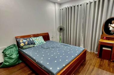 Bán nhà Vương thừa vũ, ba mặt thoáng DT:63m x 4 tầng
