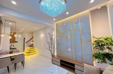 Bán nhà mặt ngõ Cự Lộc 51m x 4 tầng

Giá chào: 5.28 tỷ