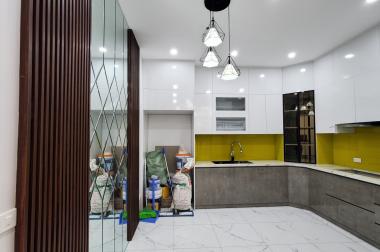 Cơ Hội Hiếm Có: Nhà 2 Mặt Ngõ, OTO Đỗ Cửa Lê Trọng Tấn 44m2, 7 Tỷ