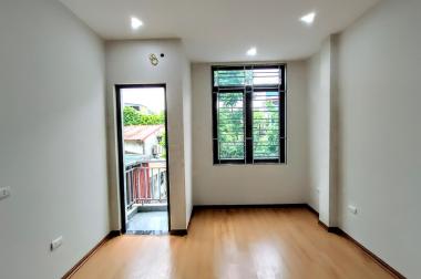 Bán nhà  Mậu Lương-Hà Đông,  Dt 40m2, View hồ, sân chơi thoáng. ôtô đỗ gần, giá 4.xx tỷ.Lh 0984672007