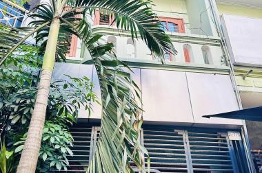 BÁN NHÀ NGUYỄN CHÍ THANH, DỐNG ĐA 70M, 5T, MT 4M, OTO KINH DOANH, 14 TỶ. 0937651883.