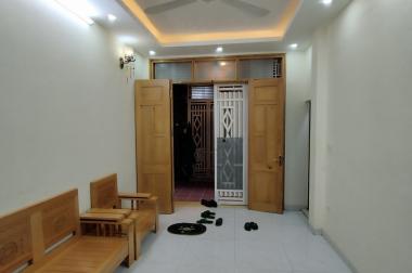 Bán nhà 5T tại Cầu Am-Vạn Phúc-Hà Đông. Ba bước chân ra phố ẩm thực, giá 4,45 tỷ. Lh 0984672007