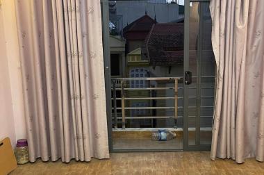 Bán nhà ngõ 228 Khương Đình 40m x 6 tầng, mt: 3.8m, kinh doanh nhỏ, ngõ to rộng