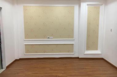 Bán ngay nhà 3.5tầng giá chỉ hơn 2tỷ xíu tại Quang Trung - Hà Đông.