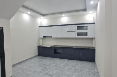 Bán nhà cạnh Vinhomes - Tây Mỗ - Nam Từ Liêm 43m2*4T. Ngõ thông, hè thoáng, Ôtô đỗ gần nhà