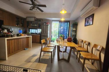 biệt thự sân vườn Long Biên, 180m x 4tầng, mặt tiền 6.1m, phân lô ôtô tránh