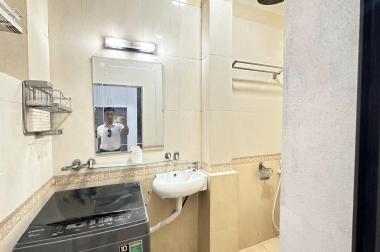 HIẾM!Bán căn hộ tập thể ĐH Sư Phạm phố Trần Quốc Hoàn, Cầu Giấy, 70m2, 2 ngủ, giá 2,15 tỷ