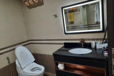 Hạ Sốc 500tr, Bán Nhà Nguyễn Văn Cừ, Ngọc Lâm, 65m2, MT5m, Lô Góc, GARA Ô TÔ, Kinh Doanh