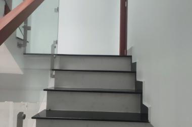 Bán nhà Lã Xuân Oai Quận 9 - Ô tô ngủ trong nhà - 106m2 - Nhỉnh 6 tỷ - 4 PN