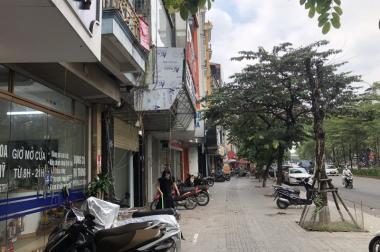 Chính Chủ Nhờ Cho Thuê Nhà Nguyên Căn Đẹp KD mặt phố Đào Tấn, quận Ba Đình