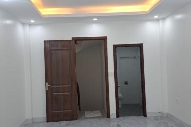 Bán nhà Kim Giang, Thanh Xuân. Ngay KĐT Đại Kim. 40m2 x 3 Tầng. LÔ GÓC. Ô TÔ. Hơn 4 Tỷ. 0968084286