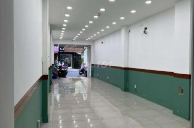♥️♥️ Mặt bằng KD đường CMT8, 100m2, gần ngã 3 Tô Hiến Thành