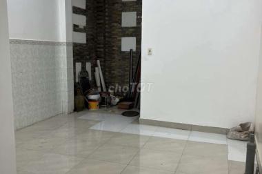 ♥️♥️ Mặt bằng KD đường CMT8, 100m2, gần ngã 3 Tô Hiến Thành