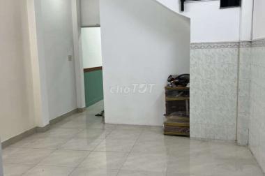 ♥️♥️ Mặt bằng KD đường CMT8, 100m2, gần ngã 3 Tô Hiến Thành