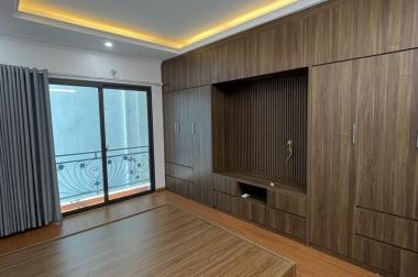 Chính chủ bán nhà 35m2 x 5 tầng Ngõ 191 Phạm Văn Đồng - 2 mặt thoáng - Đã đầu tư full nội thất