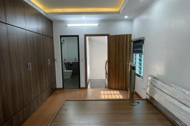 Chính chủ bán nhà 35m2 x 5 tầng Ngõ 191 Phạm Văn Đồng - 2 mặt thoáng - Đã đầu tư full nội thất