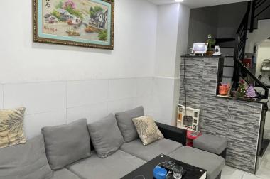 Hàng nóng Tân Bình, cách 3 căn ra mặt tiền, 48m2, 3 Tầng, nhỉnh 3 tỷ. Nhà đẹp ở ngay