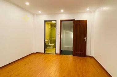 Bán nhà Trần Cung - Cạnh cây xăng - 35m2 x 5 Tầng - 4,2 tỷ (Có ra lộc) - 50m ra phố