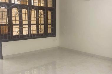 Bán nhà 3 tầng mặt đường Mê Linh, Liên Bảo, Vĩnh Yên