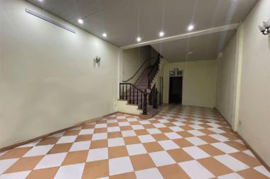 NÓNG O9 2628 5559 Bán nhà mặt phố Khu đô thị mới Trung Yên 117m², 5 tầng, MT 5.2m, giá 32.9 tỷ 