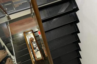 Siêu phẩm 3 tầng Lê Văn Qưới Bình Tân 60m2 HXH 4 tỷ xí