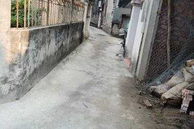 Bán nhà  5 tầng Phố Việt Hưng 50m2  mặt tiền 4m giá 4,9 tỷ 