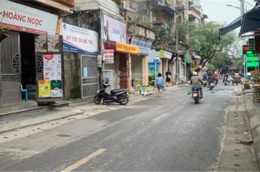 15TỶ-PHÂN LÔ - Ô TÔ TRÁNH -3 THOÁNG - MẶT TIỀN CỰC RỘNG-