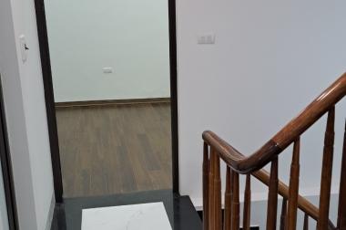 Bán nhà Nguyễn Trãi, Thanh Xuân. 35m2 x 6T. MT 4.5m. PHÂN LÔ. Hàng xóm Royal City. Nhỉnh 5 Tỷ.
