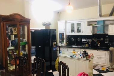 Bán nhà Trung Kính 42mét nhà 5 tầng, mặt tiền 3m giá bán 4.5 tỷ Cầu Giấy