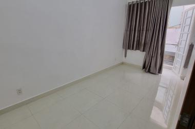 Bán nhà đường Thành Thái, phường 14, quận 10, 30m2, giá 4 tỷ 3