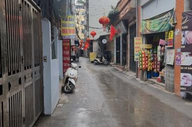 Cho thuê văn phòng số nhà 25 ngõ 35 lê đức thọ, 4 tầng nhà mới hết tháng 12 cho thuê