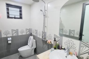 MỘT CĂN DUY NHẤT PHỐ ĐẶNG VĂN NGỮ, ĐỐNG ĐA 42M, 5T, MT 6M. LÔ GÓC, OTO ĐỖ, NHỈNH 6 TỶ. 0937651883.