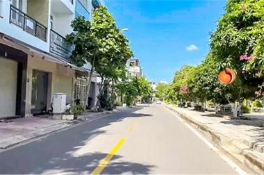 mảnh đất gần 3ha đất view đẹp sau lưng trường lái xe Hồng Bàng, Suối Cát, Cam Lâm Bán