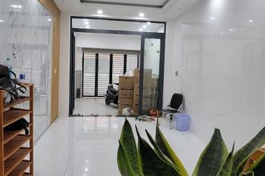Cho thuê nhà phòng trọ , ktx giường tầng tại Nguyễn Hữu Cảnh, P.22, Q. Bình Thạnh.