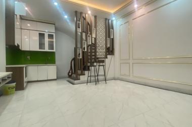 Cơ Hội Đặc Biệt - Nhà 6 Tầng Mới Xây Lô góc,  Mặt Phố Vũ Trọng Phụng, 40m2, Giá 6.5 Tỷ