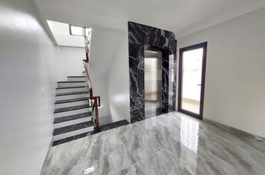 Bán nhà Bồ Đề,Long Biên 50m2,6 tầng,Mt5.4 thang máy,gara nhỉnh 12 tỷ