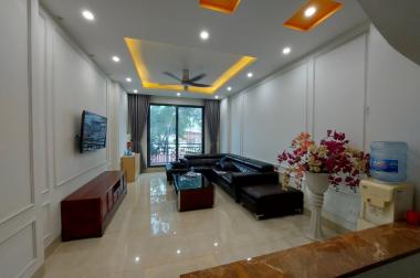 Bán nhà Chu Huy Mân,Long biên 52m2,5 tầng,Mt4m oto tránh chỉ 8 tỷ