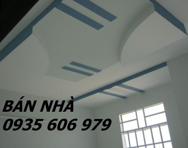 Bán nhà mới chợ Long Thạnh Mỹ 650tr/52m2