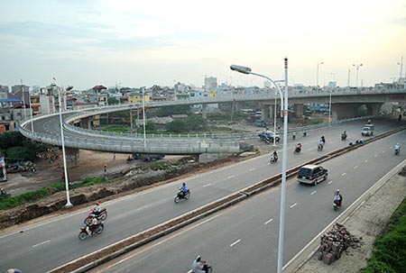 Bán đất Long Phước, cách khu công nghệ cao quận 9 chỉ 5km. Giá 300 tr/60m2 (0909.868.141)