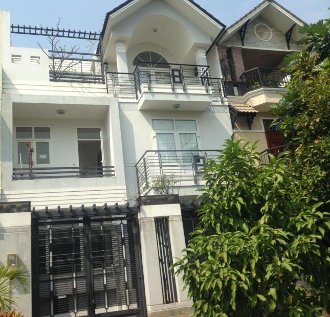 Cần cho thuê villa 45 An Phú An Khánh, Quận 2, giá 53 triệu/tháng