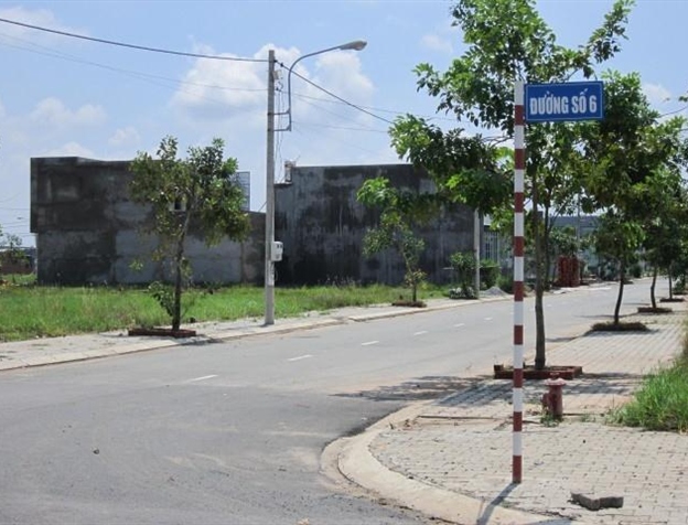 Bán các lô đất KCN-Lê Minh Xuân, cách Đầm Sen 15p, SHR, giá từ 2.46 triệu/m2