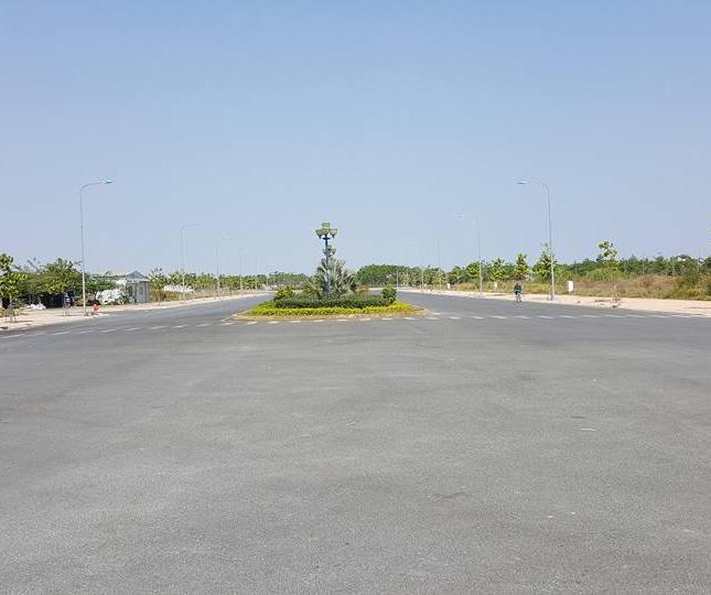 Bán đất tại đường Quốc lộ 1A, xã Bến Lức, Bến Lức, Long An, diện tích 100m2, giá 4 triệu/m2