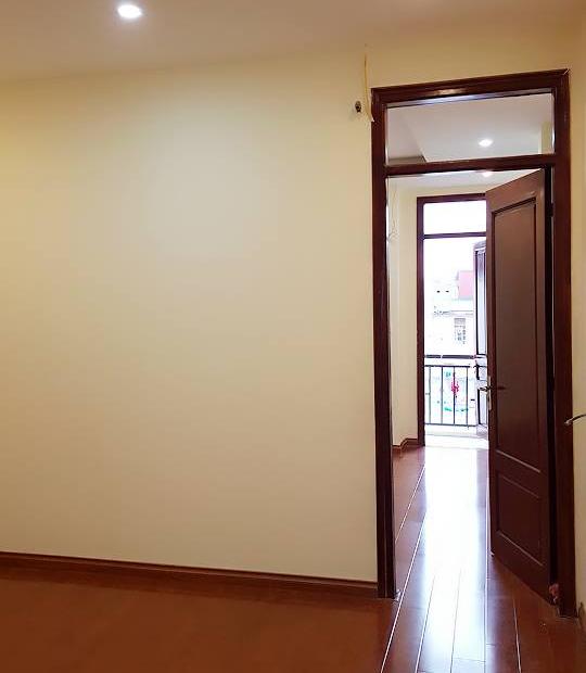 Bán nhà 5 tầng ngõ 296 Lĩnh Nam, Hoàng Mai