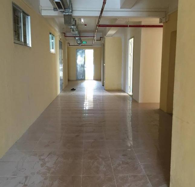 Tôi cần bán căn hộ chung cư N026 Đại Kim, đường Nguyễn Cảnh Dị, cạnh Hồ Linh Đàm